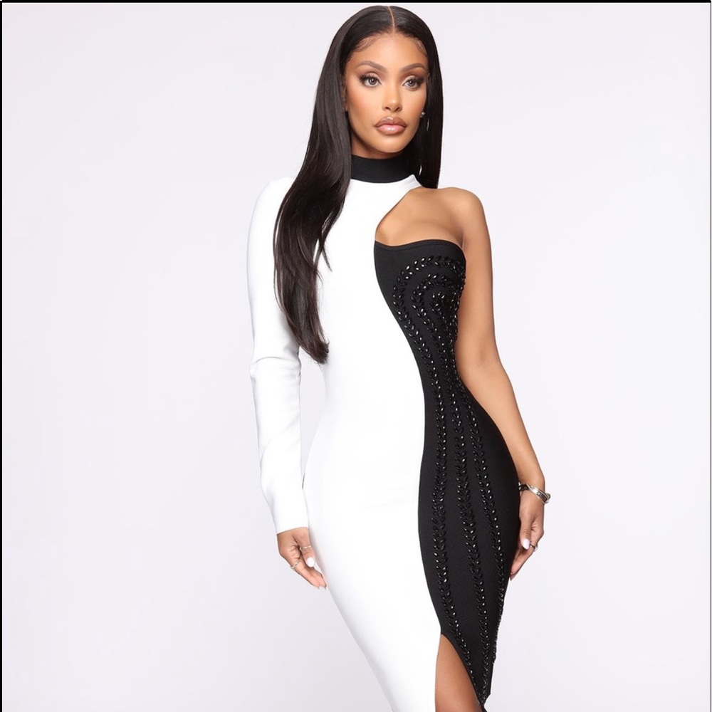 Notably Classy Bandage Midi Dress